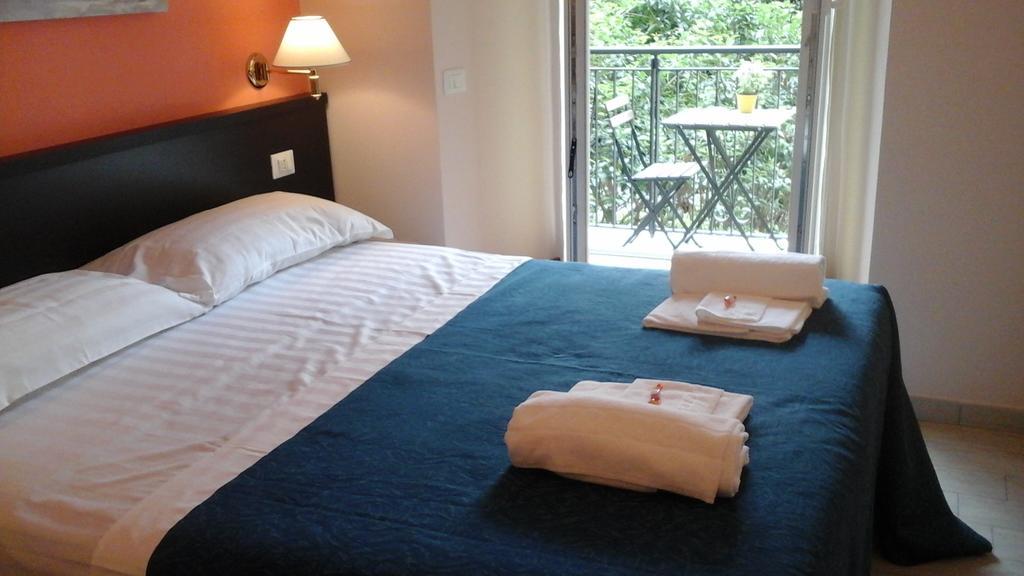 Poppy House Rome Bagian luar foto
